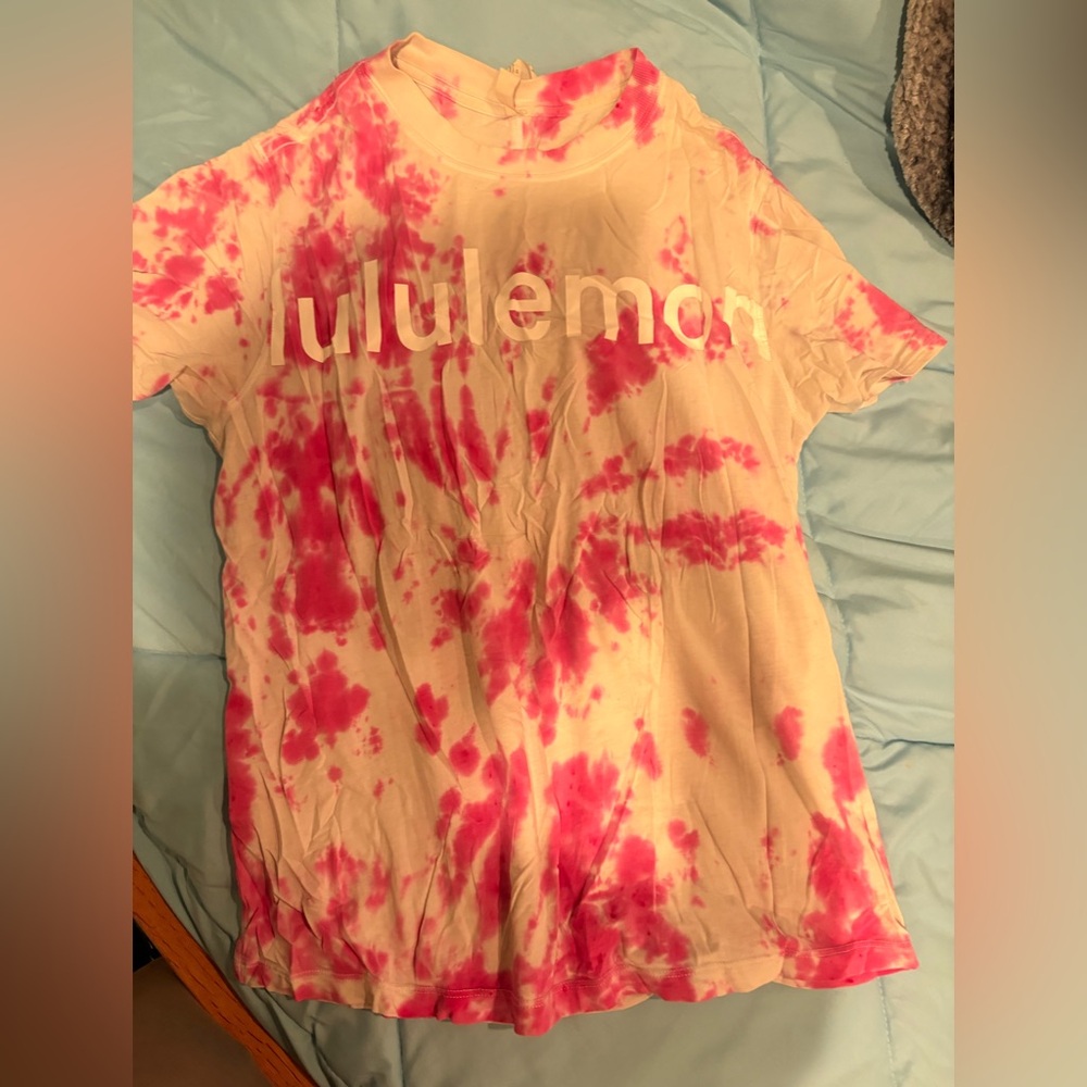 Lululemon Pink and White Tie-Dye Top